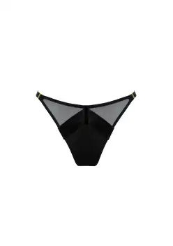 Syra Brief