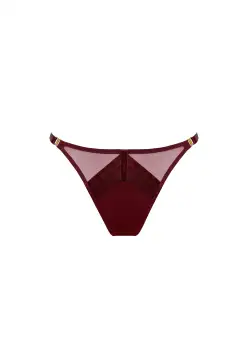 Syra Brief