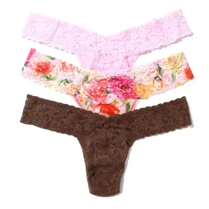 3 Pack Low Rise Thongs Bring Me Flowers Sale(COTTON CANDY PINK/BRING ME FLOWERS/ALL SPICE BROWN,OS (2-12))