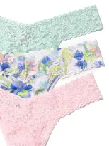 3 Pack Low Rise Thongs Low Brush Stroke Sale(LOW TIDE BLUE/BRUSH STROKE/BLISS PINK,OS (2-12))