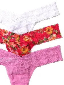 3 Pack Petite Size Signature Lace Low Rise Thongs White Sale(LA VIDA LOCA/WHITE/DRIFTING HORIZON PINK,OS)