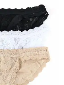 3 Pack Signature Lace Brazilian Bikini Sale(BLACK/WHITE/CHAI,XS)
