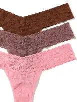 3 Pack Signature Lace Low Rise Thongs In Printed Box Pink Lady Sale(MACCHIATO BROWN/ARTICHOKE HEART/PINK LADY,OS (2-12))