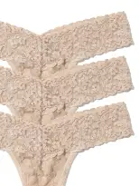 3 Pack Signature Lace® Low Rise Thongs Chai(CHAI,OS (2-12))